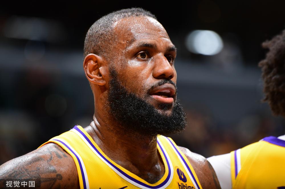 而在海港 而在海港