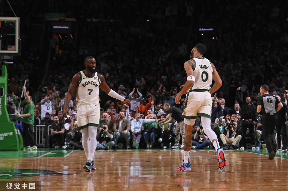 他看到了这 他看到了这